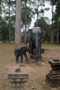 Elephant statues outside the Bayon temple